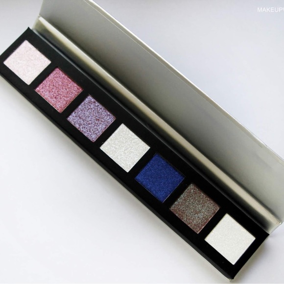 Makeup Revolution Alexis Stone The Transformation Eyeshadow Palette - Picture 4 of 5